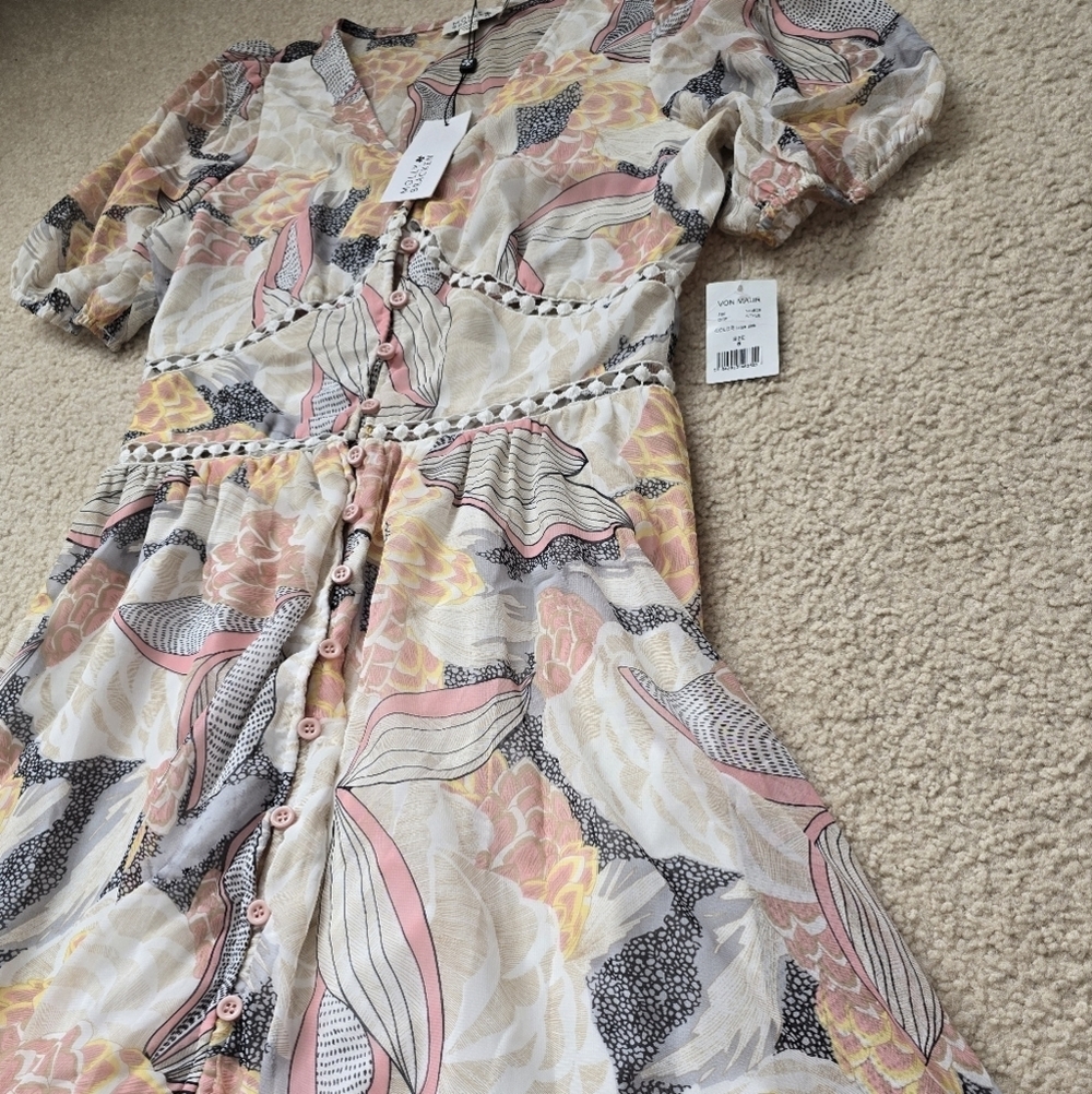 NWT Molly Bracken Floral Dress - Picture 4 of 12